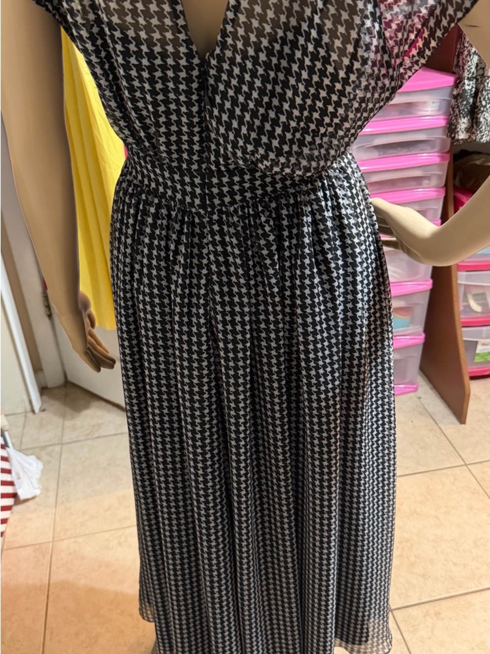 Black & White Houndstooth Maxi Dress with Tie Neck - Picture 9 of 11